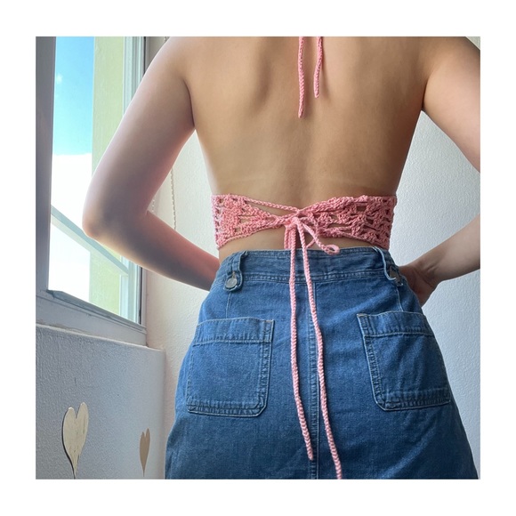 Crochet Pink Salmon Crop Top💗 - Picture 2 of 2